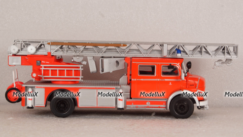 MERCEDES BENZ L 1519 DLK30 METZ Germania - 1966, Pompieri Italy collection #14 1:43