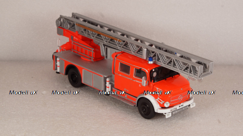 Mercedes L1519 DLK30 Metz Fire Engine Scala Germany Altaya  1:43