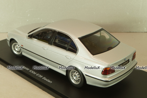 BMW 530d (E39) Sedan 1997, silver, 181051, KK-Scale 1:18 Уценка!