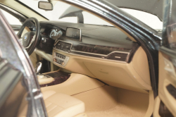 BMW 750Li (G12) 2015, grey, 80432405585, Paudi 1:18