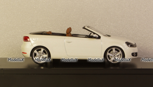Volkswagen Golf 7 Cabrio, Schuco 1:43