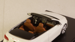 Volkswagen Golf 7 Cabrio, Schuco 1:43