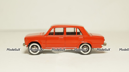 Volkswagen Golf 7 Variant, Spark 1:43
