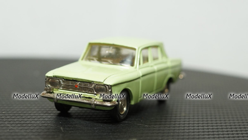 Volkswagen Golf 7 Variant, Spark 1:43