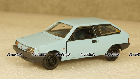 Volkswagen Golf 7 GTE, Spark 1:43