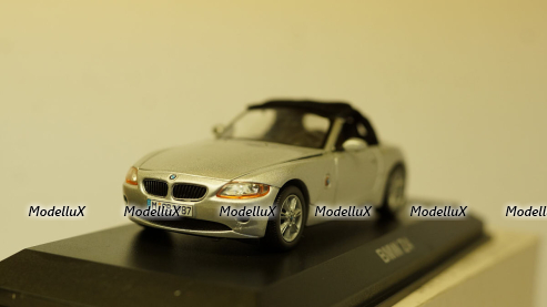Volkswagen Golf 7 GTE, Spark 1:43