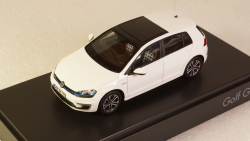 Volkswagen Golf 7 GTE, Spark 1:43
