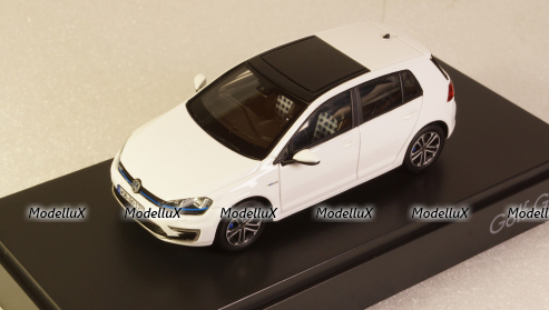 Volkswagen Golf 7 GTE, Spark 1:43