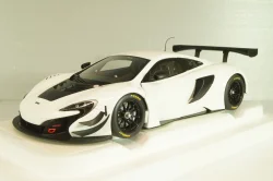 McLaren 650S GT3 2017 white/black, 81640, AutoArt 1:18