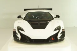 McLaren 650S GT3 2017 white/black, 81640, AutoArt 1:18