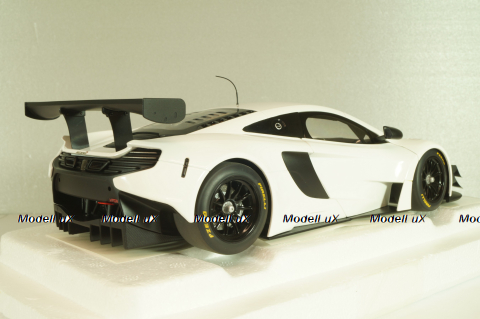 McLaren 650S GT3 2017 white/black, 81640, AutoArt 1:18