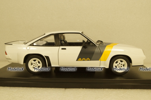 Opel Manta B400 1981, WB124112-O, WhiteBox 1:24