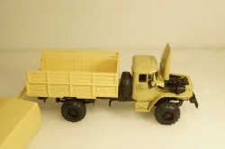 Урал-43206, бежевый, Элекон 1:43