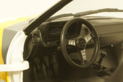 Opel Manta B400 1981, WB124112-O, WhiteBox 1:24
