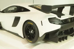 McLaren 650S GT3 2017 white/black, 81640, AutoArt 1:18