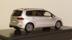 Volkswagen Touran R-Line, Spark 1:43