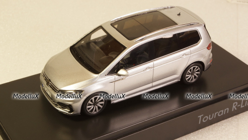Volkswagen Touran R-Line, Spark 1:43