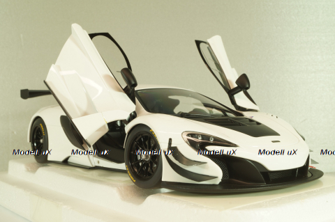 McLaren 650S GT3 2017 white/black, 81640, AutoArt 1:18