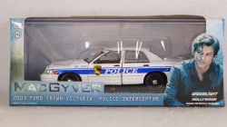 Ford Crown Victoria Police Interceptor from the Series McGyver 2003, 86520, Greenlight 1:43