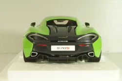 McLaren 570S Coupe 2016 lightgreen, 76042, AutoArt 1:18