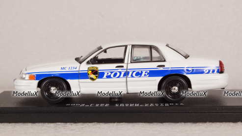 Ford Crown Victoria Police Interceptor from the Series McGyver 2003, 86520, Greenlight 1:43