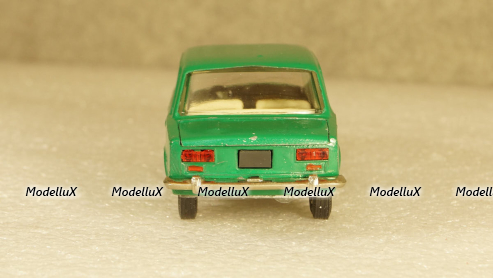 Volkswagen Passat B5, Schuco 1:43