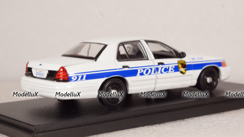 Ford Crown Victoria Police Interceptor from the Series McGyver 2003, 86520, Greenlight 1:43