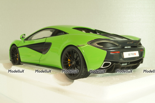 McLaren 570S Coupe 2016 lightgreen, 76042, AutoArt 1:18