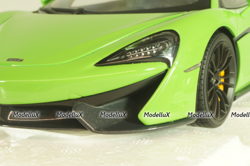 McLaren 570S Coupe 2016 lightgreen, 76042, AutoArt 1:18