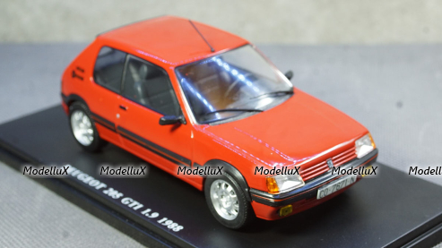 Volkswagen Golf 5, Schuco 1:43