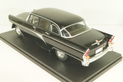 Газ-13 Чайка, черная, WB124080, WhiteBox 1:24 Уценка!