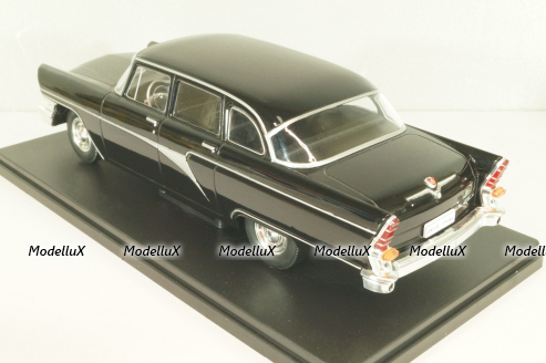 Газ-13 Чайка, черная, WB124080, WhiteBox 1:24 Уценка!