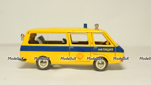 Москвич-427, зеленый, январь 89г.,  Тантал/Радон  1:43