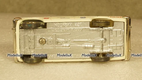 Москвич-427, зеленый, январь 89г.,  Тантал/Радон  1:43