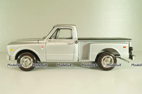 Chevrolet C10 Stepside (pickup) 1968, silver, AW324, Autoworld 1:18