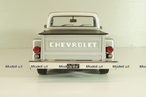 Chevrolet C10 Stepside (pickup) 1968, silver, AW324, Autoworld 1:18
