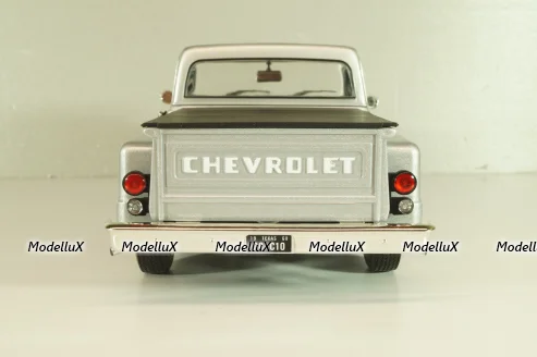 Chevrolet C10 Stepside (pickup) 1968, silver, AW324, Autoworld 1:18
