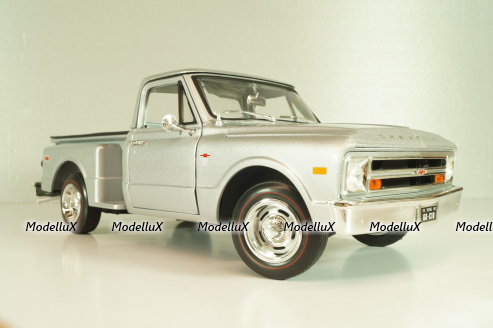 Chevrolet C10 Stepside (pickup) 1968, silver, AW324, Autoworld 1:18