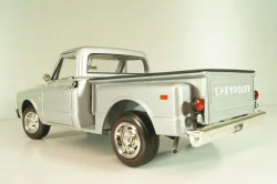 Chevrolet C10 Stepside (pickup) 1968, silver, AW324, Autoworld 1:18