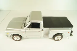 Chevrolet C10 Stepside (pickup) 1968, silver, AW324, Autoworld 1:18