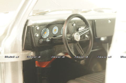 Chevrolet C10 Stepside (pickup) 1968, silver, AW324, Autoworld 1:18