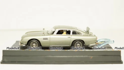 Ford Capri 1700 GT 1970 red/black, CLC258, IXO 1:43