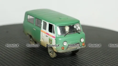 Газ-63 КДМ-2 универсальная уборочная машина, TruckTyr 1:43