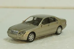 Mercedes S500 W220, gold, 1590425, Wiking 1:87