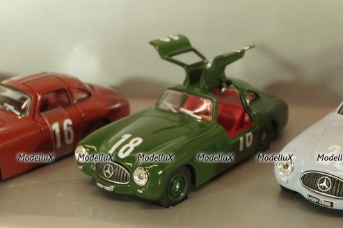 Mercedes-Benz 300 SL, set Classic cars 50 Jahre Mercedes SL, B66045799, Cararama 1:43