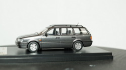 VW Passat B4 Variant 1993 Premium X 1:43, PRD520