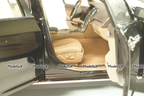Cadillac SLS Seville 2006, CSLS001, Dealer Edition 1:18