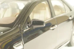 Cadillac SLS Seville 2006, CSLS001, Dealer Edition 1:18