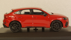 Audi RS Q3 2019 red metallic, 410018100, Minichamps 1:43