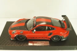 Porsche 911 (991.2) GT2 RS MR Manthey Racing Record lap L.e.026/300, MR-911-GT2RS-1803, Minichamps 1:18
